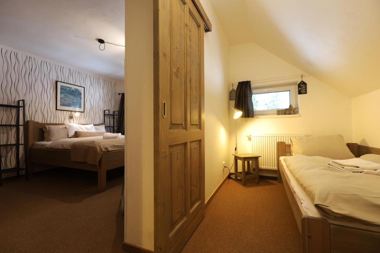 Pension Renata Гаррахов Экстерьер фото