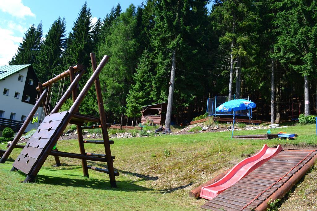 Pension Renata Гаррахов Экстерьер фото